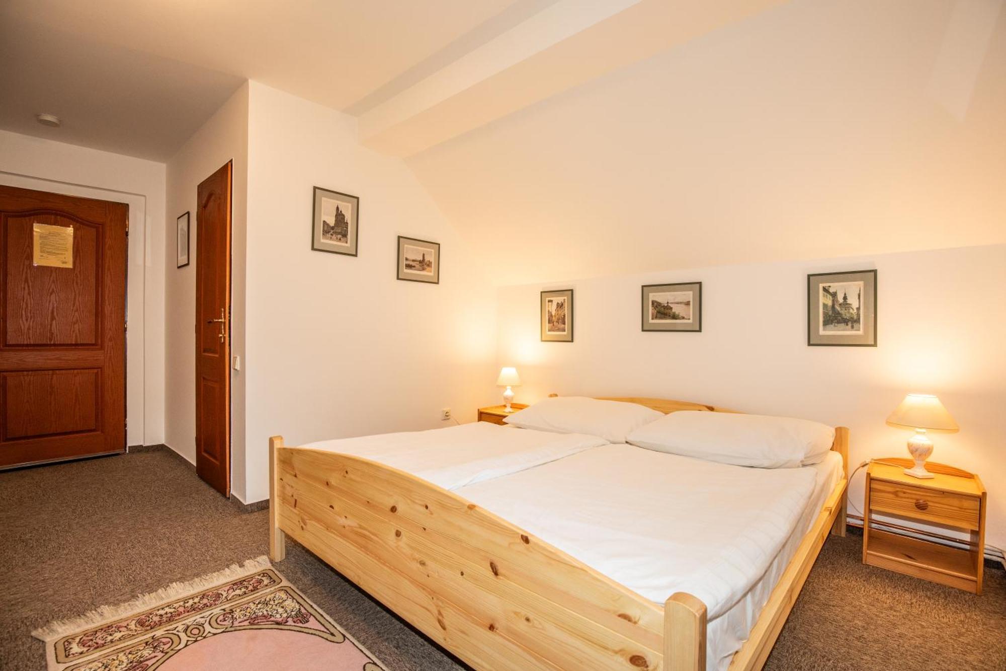 Resort U Jelena Křivoklát Zimmer foto